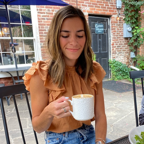 Universal Thread flutter sleeve top - Picture 1 of 2